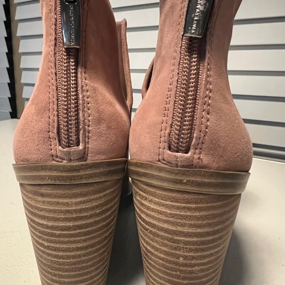 Vince Camuto Gigietta ankle bootie Size 8.5 - Picture 3 of 16